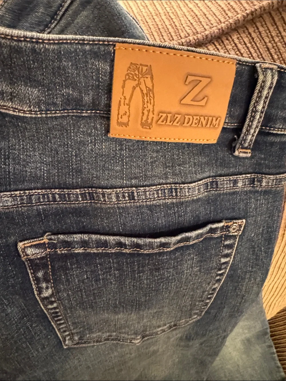 Men’s ZLZ Mid-Wash Blue Slim Jeans Size 32x32
